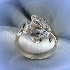 Кольцо "Змея с камнем" Арт. 2520 серебро