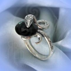Кольцо "Змея с чёрным камнем" Арт. 2520ч серебро