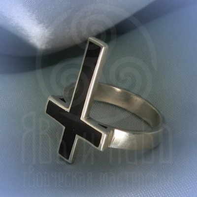 Кольцо "Латинский крест" Арт. 2626 серебро, эмаль